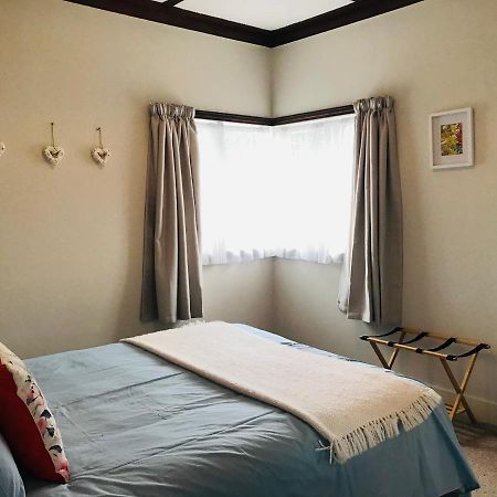 Serendipity Wharf Cottage Tairua Exterior foto